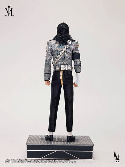 Michael Jackson 1/6 Collectible Figure - POW! The Hero In You
