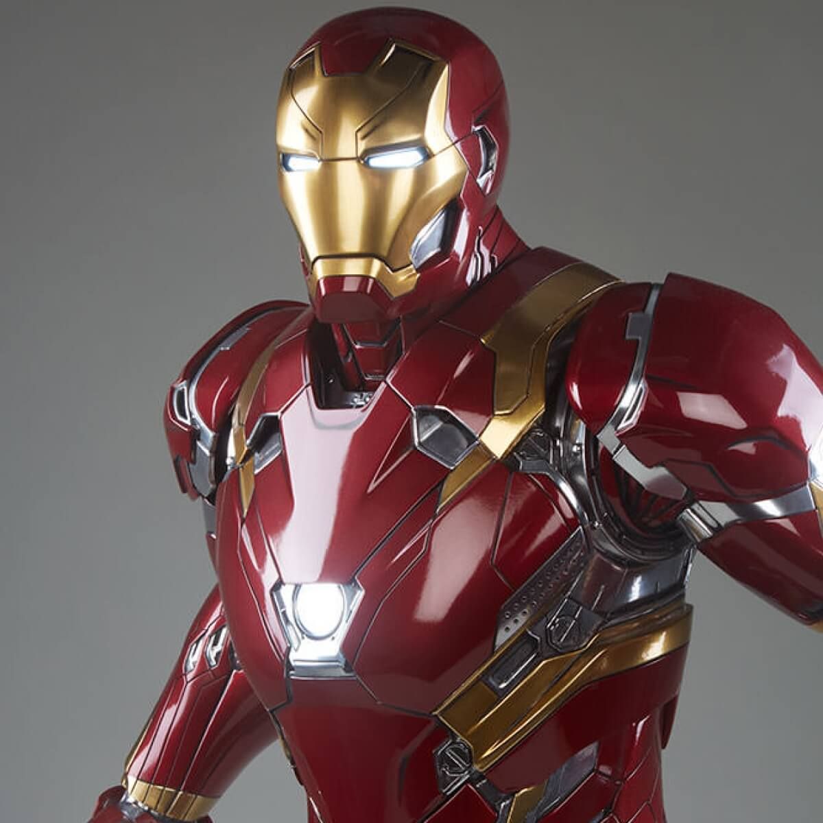 Iron Man Mark XLVI 1/2 Legendary Scale Figure | Pow | Limited Edition