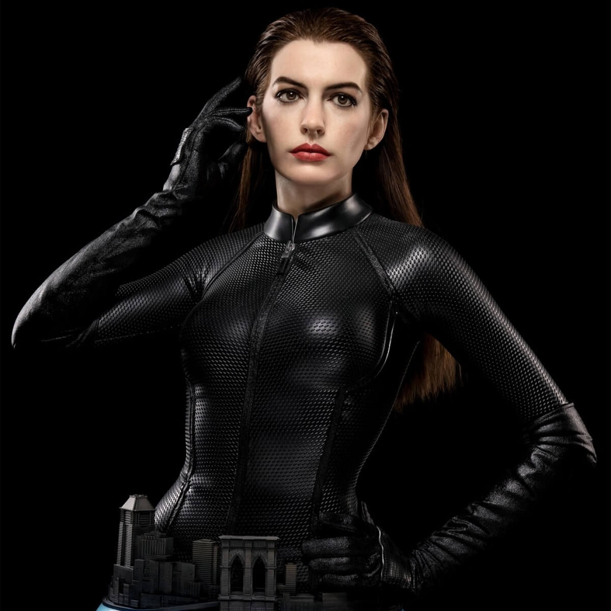 DC Comics: The Dark Knight Rises - Catwoman Selina Kyle 1:1 Scale