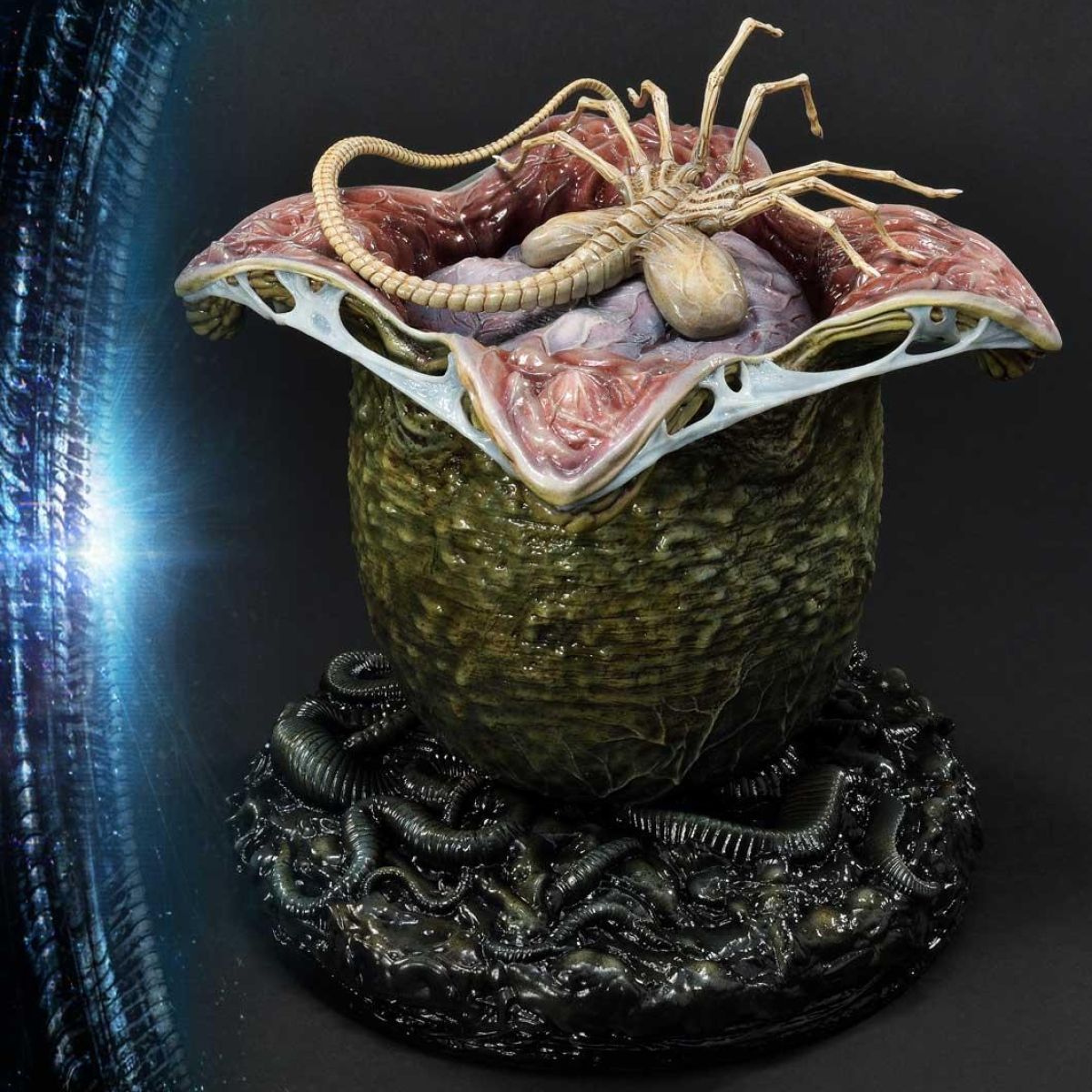 【hopeさま専用】Alien1996 Aliens (Comics) Xenomorph Egg Open Version | Pow | Limited Edition